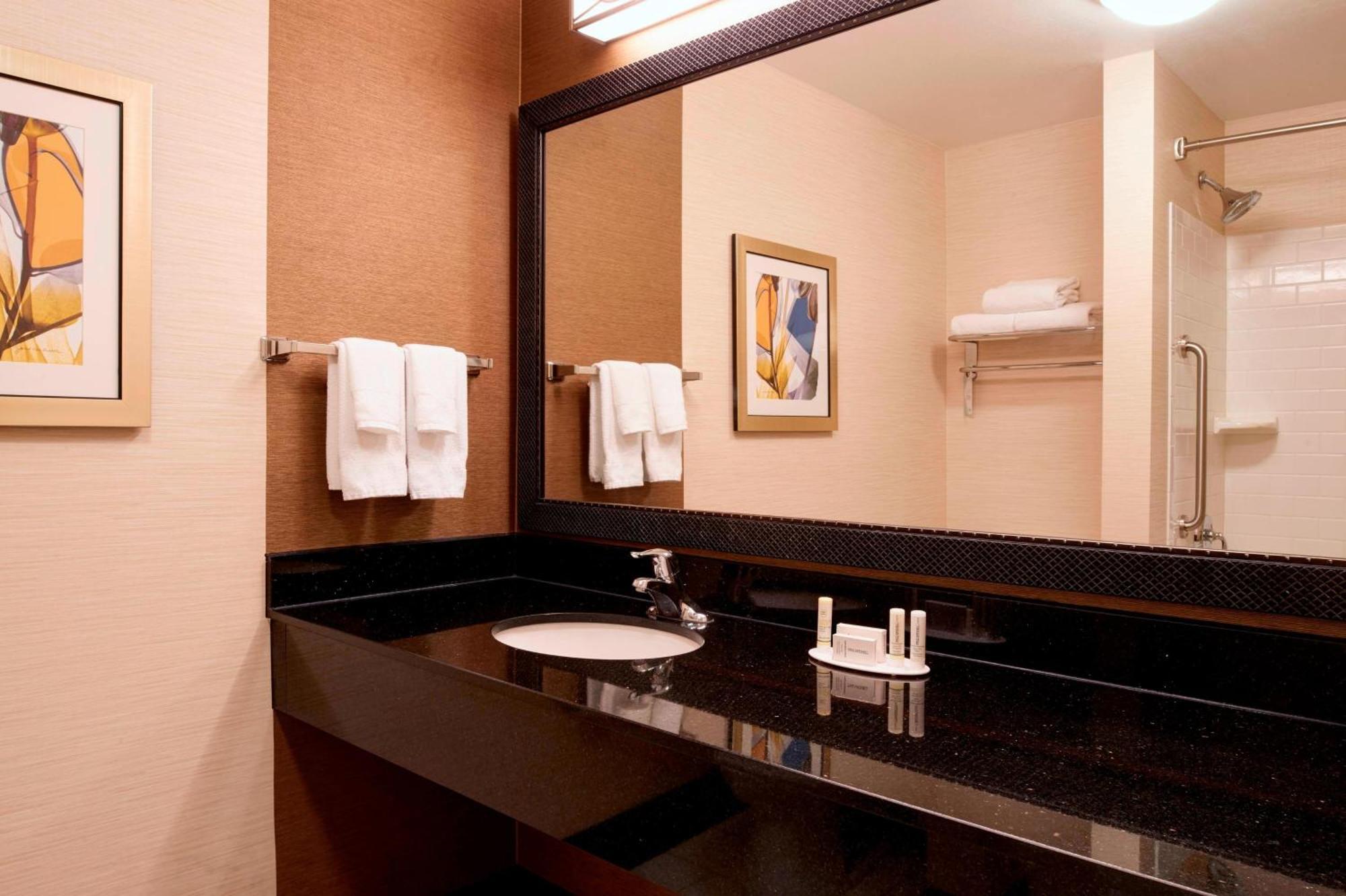 Fairfield Inn And Suites Ню Бъфало Екстериор снимка