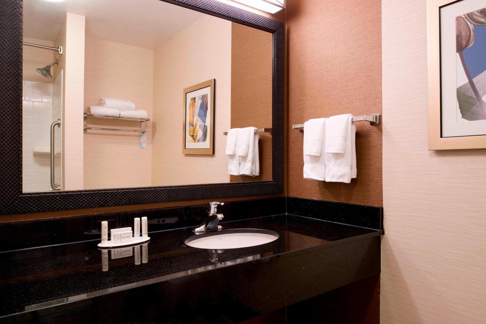 Fairfield Inn And Suites Ню Бъфало Екстериор снимка
