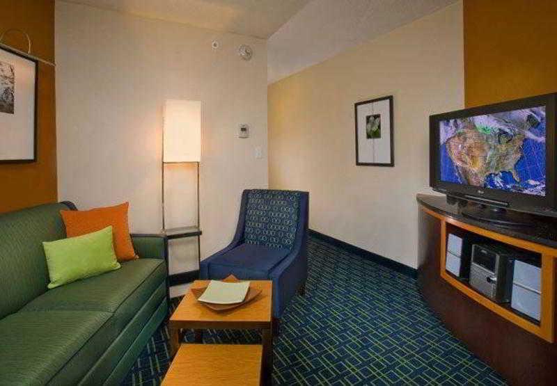 Fairfield Inn And Suites Ню Бъфало Стая снимка